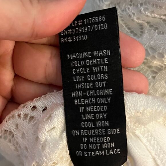 A. Byer Women's Lace Fit and Flare Dress, Off White, Size 8. - Picture 8 of 13